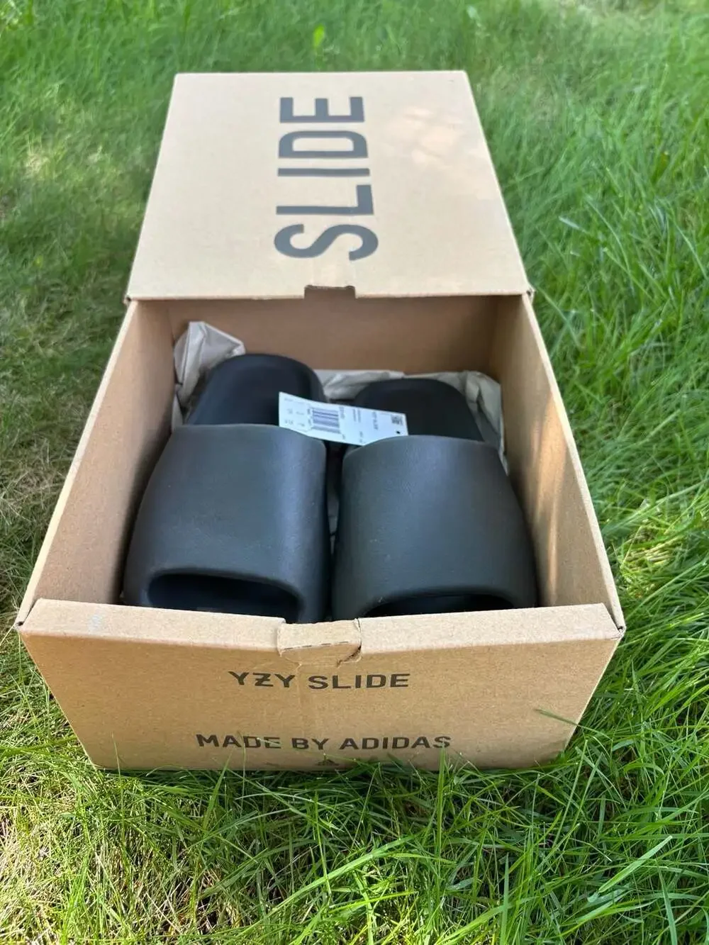 Size 5- Adidas Yeezy Slide Dark Onyx ID5103